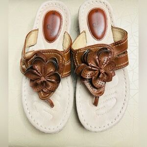 Mountain Sole Leather Carnation Comfort Thong Sandals